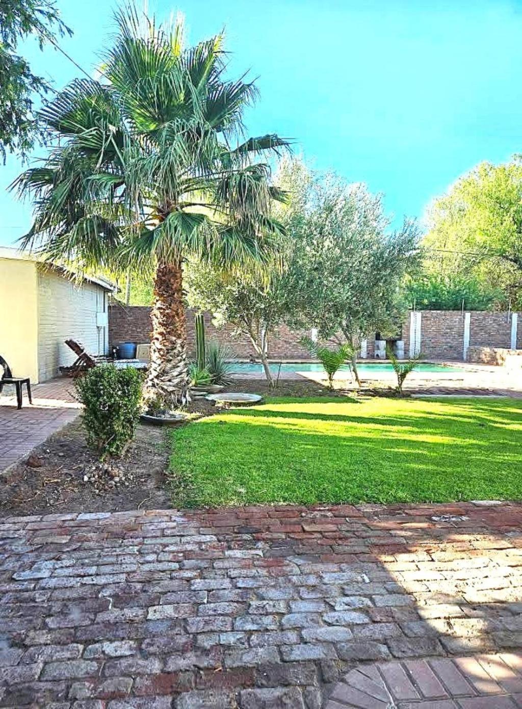 Donkin Country House Beaufort West Esterno foto