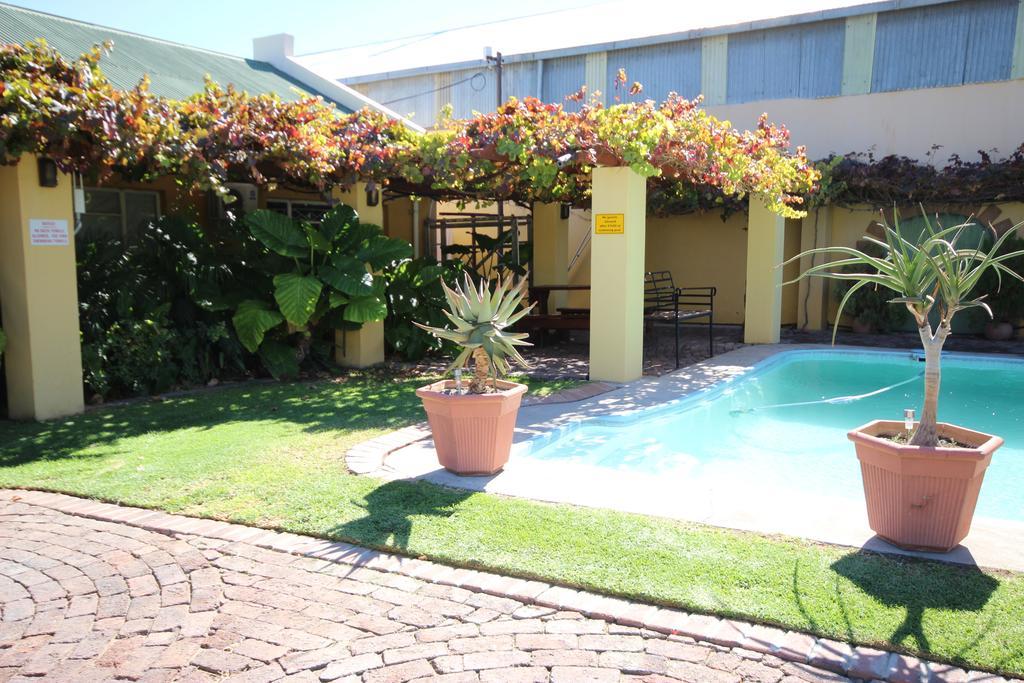 Donkin Country House Beaufort West Esterno foto